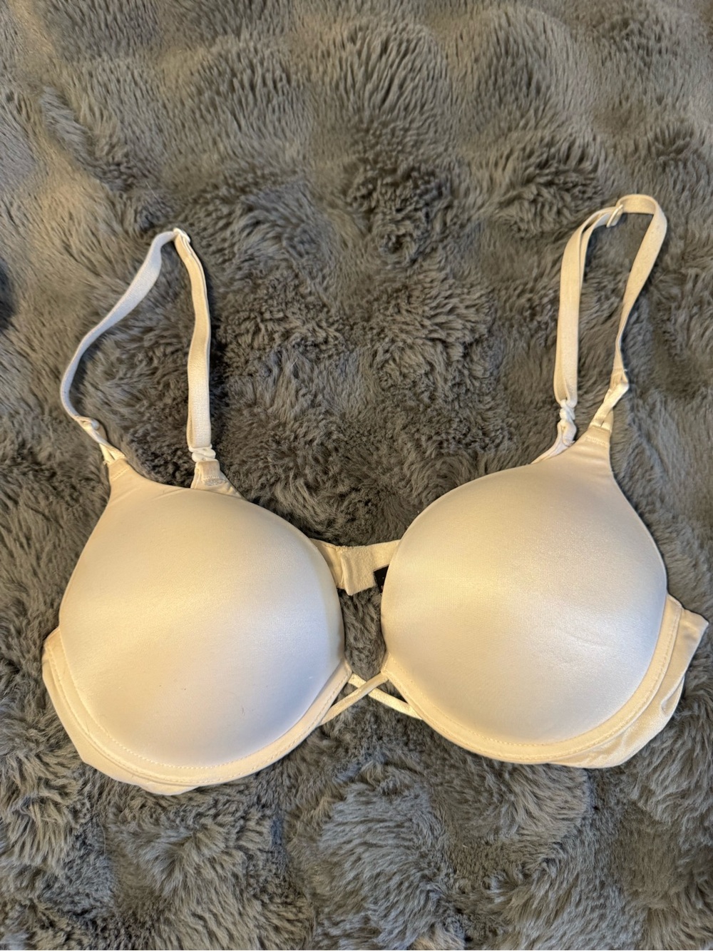 Victoria's Secret Smooth Padded Bra in white